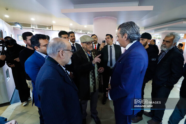 آیین افتتاح نمایشگاه کاشی پرتغال در اصفهان