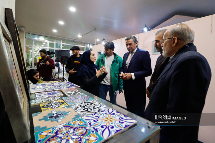 آیین افتتاح نمایشگاه کاشی پرتغال در اصفهان