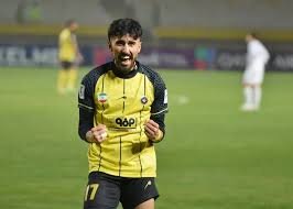 محمد عسکری؛ وینگر جوانی که سپاهان را تکان داد + بیوگرافی و آمار