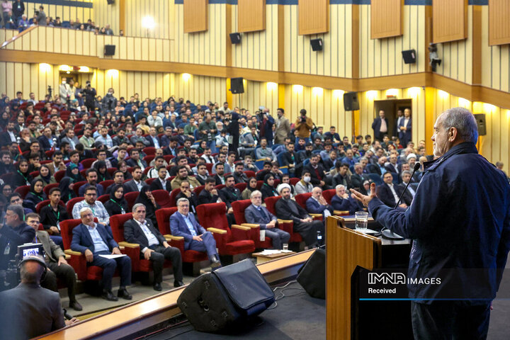 مراسم روز دانشجو در دانشگاه شهید بهشتی