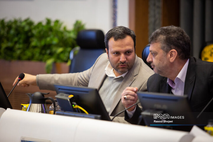 جلسه علنی شورای شهر اصفهان