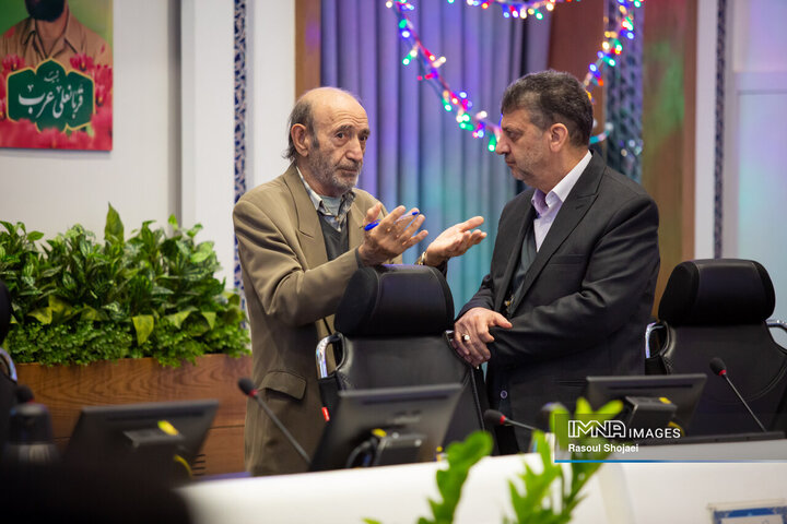 جلسه علنی شورای شهر اصفهان