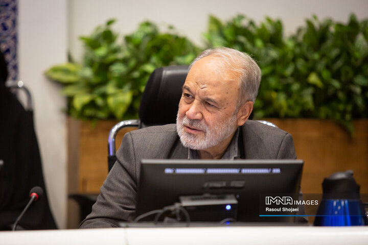 مجید نادرالاصلی رئیس کمیسیون ویژه آب شورای شهر اصفهان