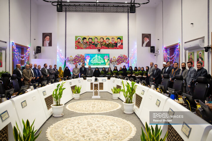 تقدیر از بانوان همکار در شورای شهر اصفهان به‌مناسبت ولادت حضرت زهرا (س)