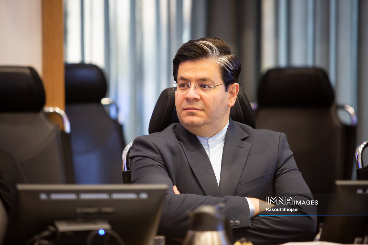 تمرکز ترافیک عصرگاهی و نقش پارک دوبل در افزایش تأخیر سفرهای شهری اصفهان