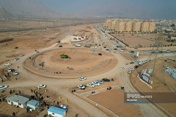 عملیات عمرانی پروژه میدان مادر خمینی‌شهر