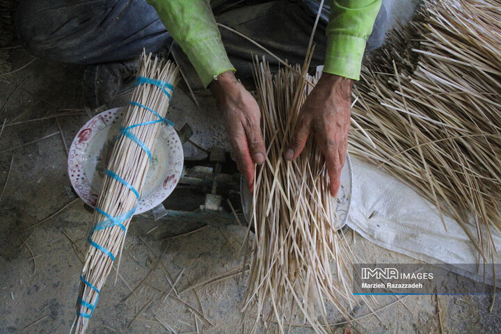 کارگاه آماده سازی استخوان خاتم‌کاری