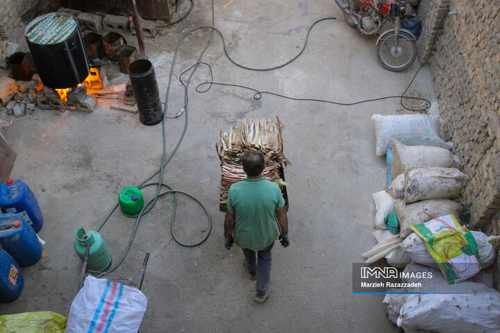 کارگاه آماده سازی استخوان خاتم‌کاری