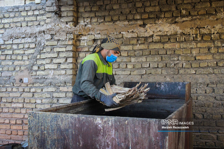 کارگاه آماده سازی استخوان خاتم‌کاری