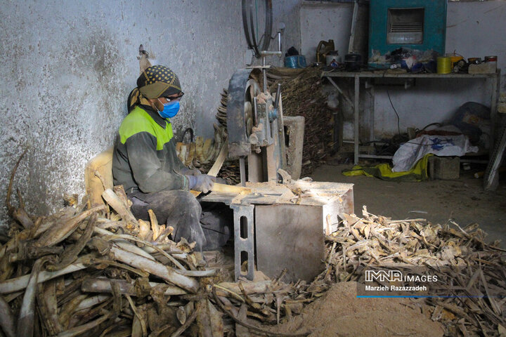 کارگاه آماده سازی استخوان خاتم‌کاری