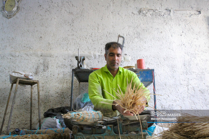 کارگاه آماده سازی استخوان خاتم‌کاری