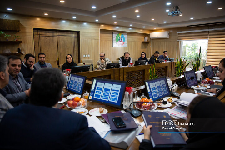 جلسه ارزیابی تعالی سازمانی شهرداری اصفهان