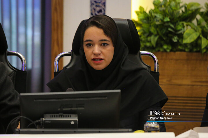 نشست اعضای شورای شهر اصفهان و تشکل‌های دانشجویی