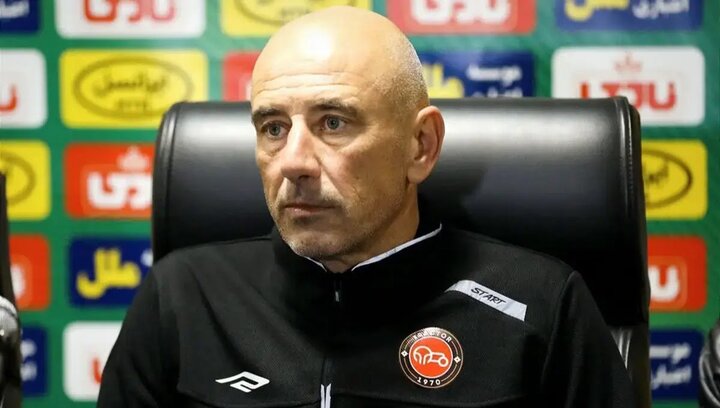 ذوب‌آهن تیم بسیار خوبی بود/ مساوی مقابل ما حکم برد را دارد