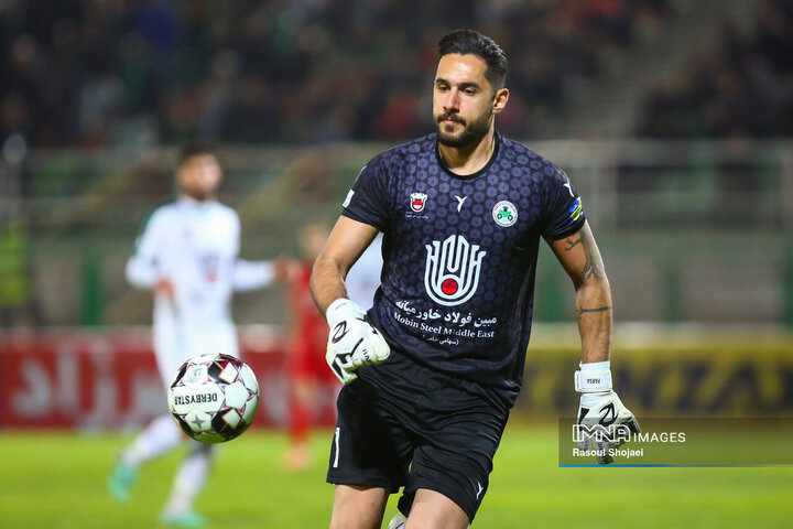 هفته سیزدهم لیگ برتر فوتبال؛ ذوب آهن - تراکتور