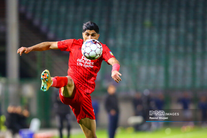 هفته سیزدهم لیگ برتر فوتبال؛ ذوب آهن - تراکتور