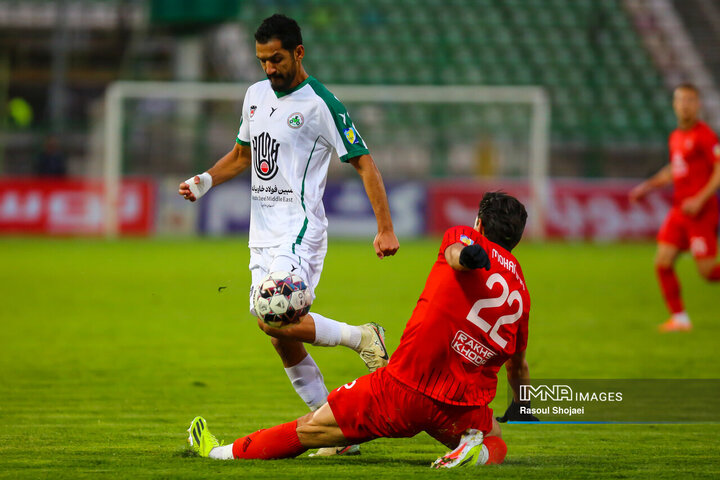 هفته سیزدهم لیگ برتر فوتبال؛ ذوب آهن - تراکتور