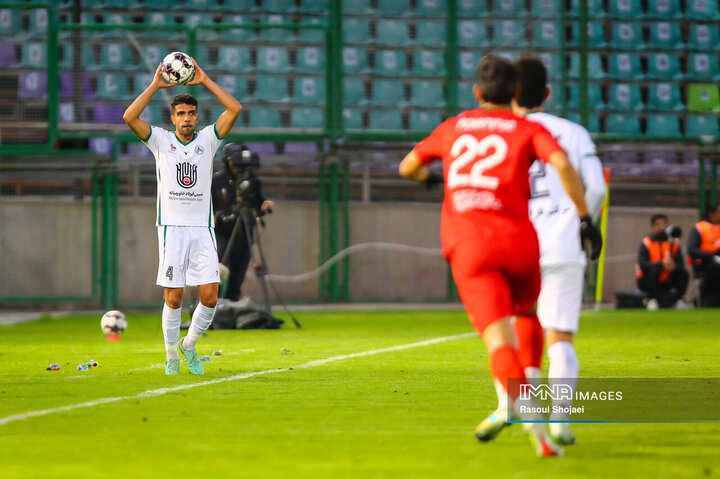 هفته سیزدهم لیگ برتر فوتبال؛ ذوب آهن - تراکتور