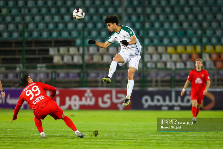 هفته سیزدهم لیگ برتر فوتبال؛ ذوب آهن - تراکتور