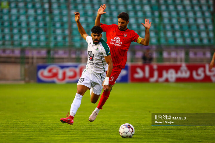 هفته سیزدهم لیگ برتر فوتبال؛ ذوب آهن - تراکتور