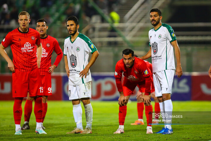 هفته سیزدهم لیگ برتر فوتبال؛ ذوب آهن - تراکتور