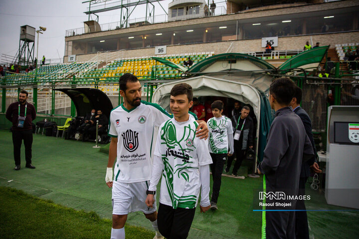 هفته سیزدهم لیگ برتر فوتبال؛ ذوب آهن - تراکتور