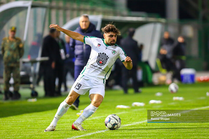 هفته سیزدهم لیگ برتر فوتبال؛ ذوب آهن - تراکتور