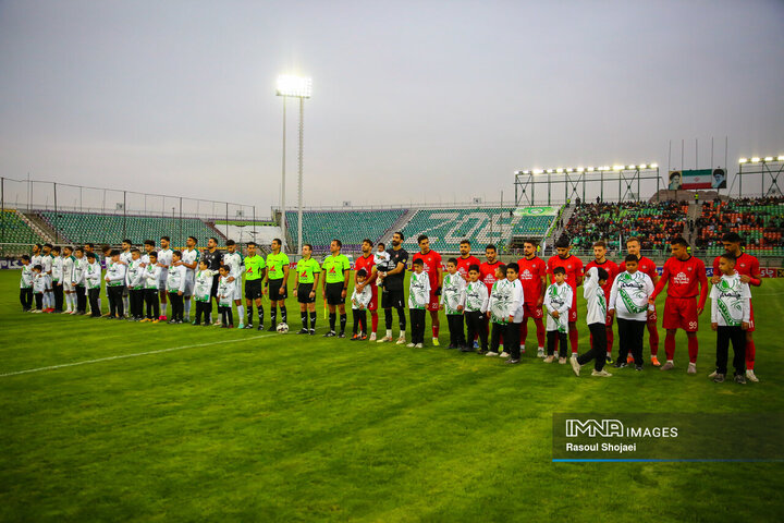 هفته سیزدهم لیگ برتر فوتبال؛ ذوب آهن - تراکتور