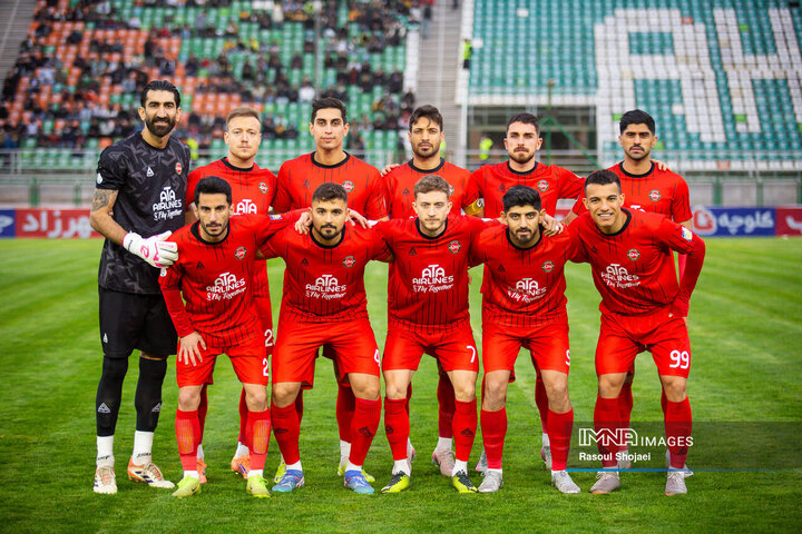 هفته سیزدهم لیگ برتر فوتبال؛ ذوب آهن - تراکتور