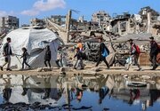 طوفان زمستانی زندگی آوارگان غزه را می‌بلعد