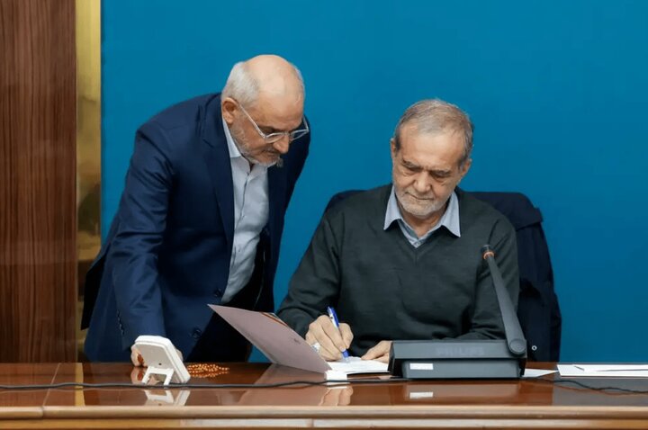 مصوبه افزایش سن دانشجویان فرهنگیان ابلاغ شد