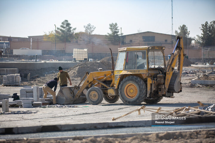 بازدید شهردار اصفهان از پروژه‌های باغ تندرستی و بازار گل ارغوان