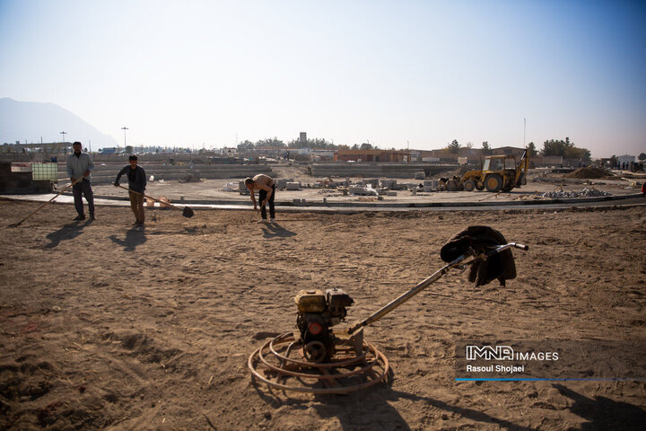 بازدید شهردار اصفهان از پروژه‌های باغ تندرستی و بازار گل ارغوان