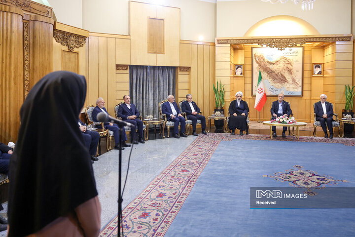 سفر رئیس جمهور به قزاقستان