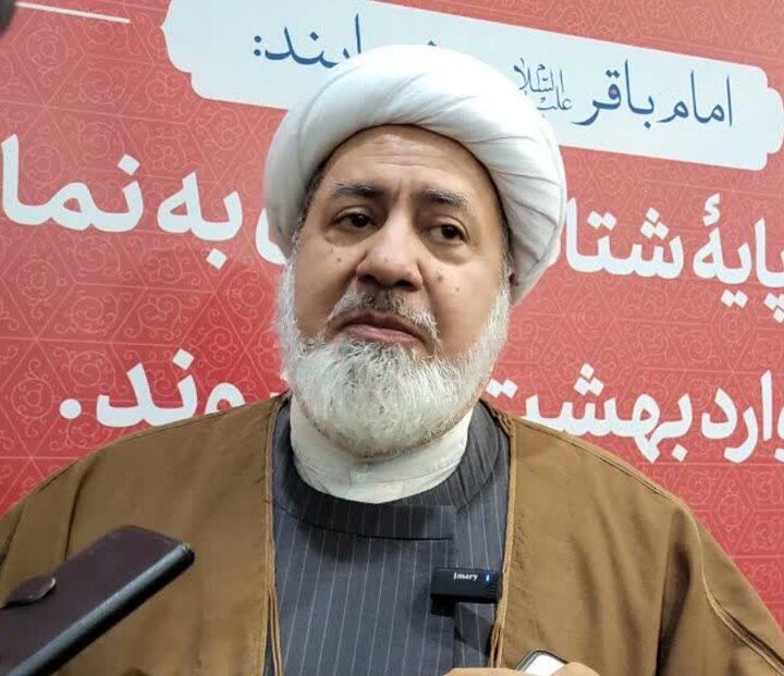 حضرت فاطمه زهرا(س) الگوی روشن نقش‌آفرینی زن در تاریخ اسلام هستند