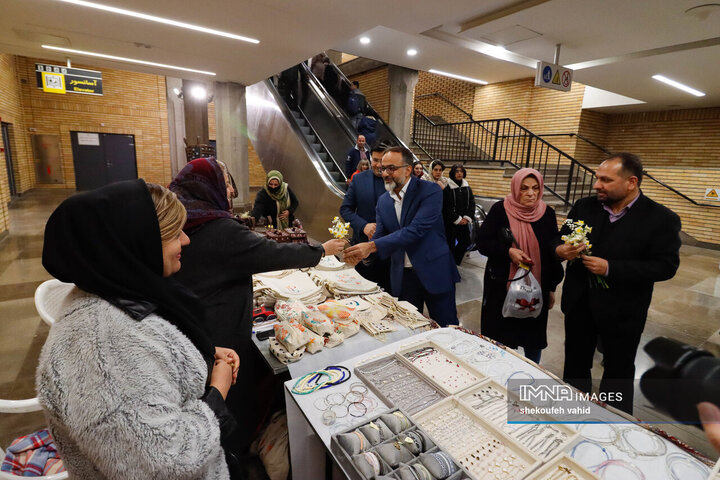 ویژه برنامه «بانوی مهربانی»