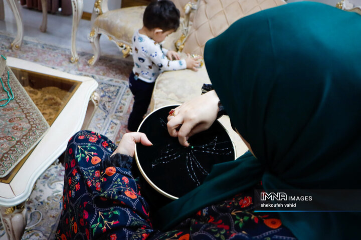 فرشته‌ای به نام زن؛ روزمره‌های مادرانه زن ایرانی