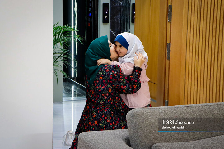 فرشته‌ای به نام زن؛ روزمره‌های مادرانه زن ایرانی