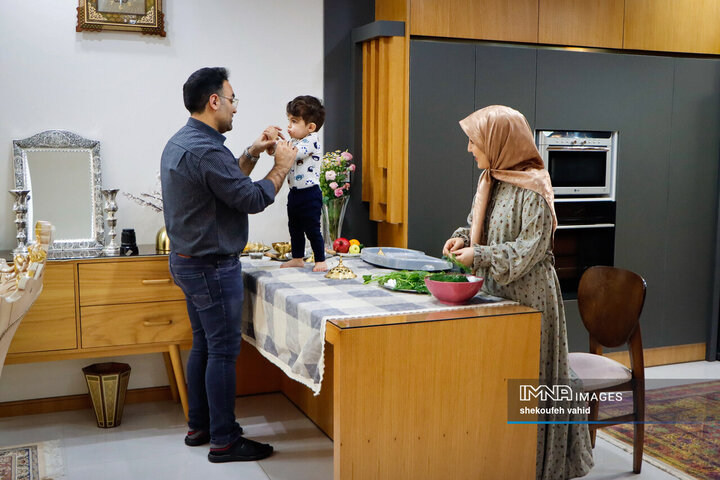 فرشته‌ای به نام زن؛ روزمره‌های مادرانه زن ایرانی