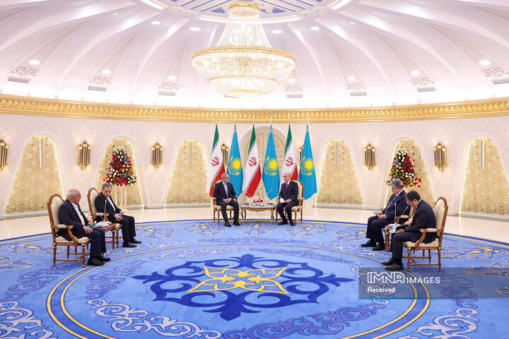 دیدار دوجانبه روسای جمهور ایران و قزاقستان