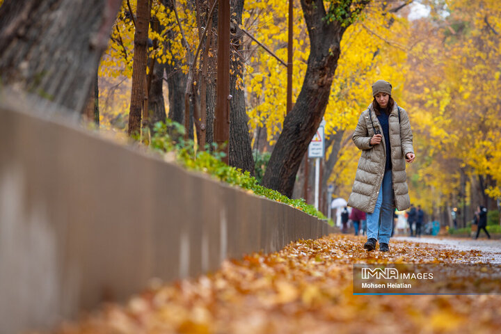 طراوت باران پاییزی در اصفهان