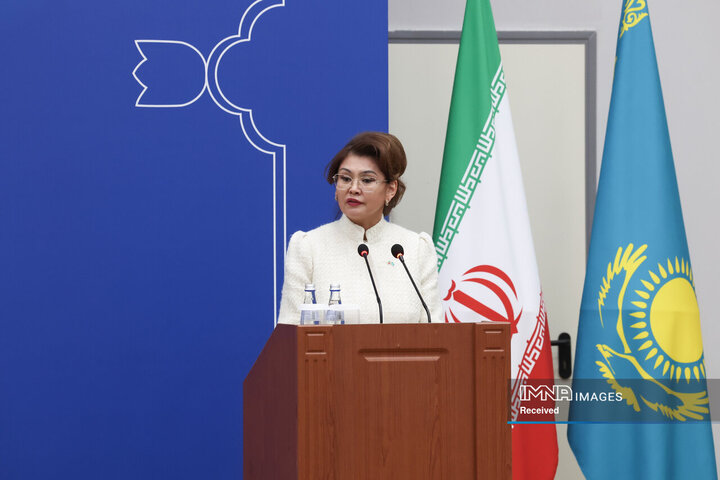 اعطای دکترای افتخاری دانشگاه بین‌المللی نظربایف به دکتر پزشکیان