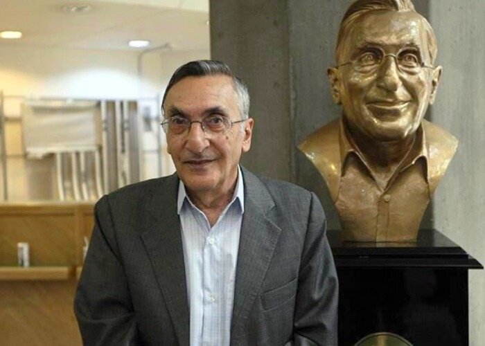 کامران فانی کیست؟ بیوگرافی، آثار ترجمه و ادبیات کتابداری ایران + ماجرای خانه سالمندان