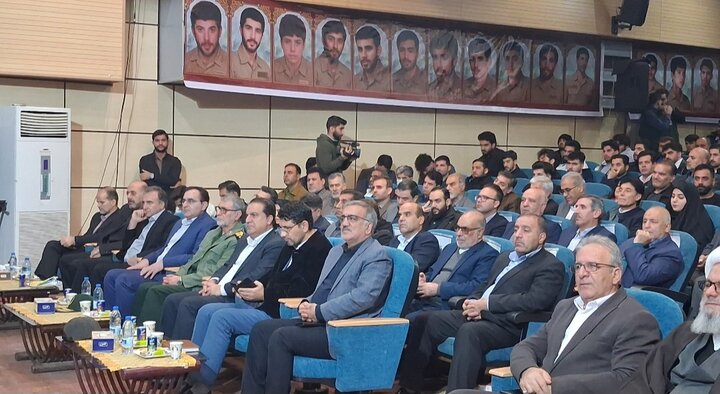 خانواده‌های معظم شهدا سرمایه‌های معنوی کشور هستند