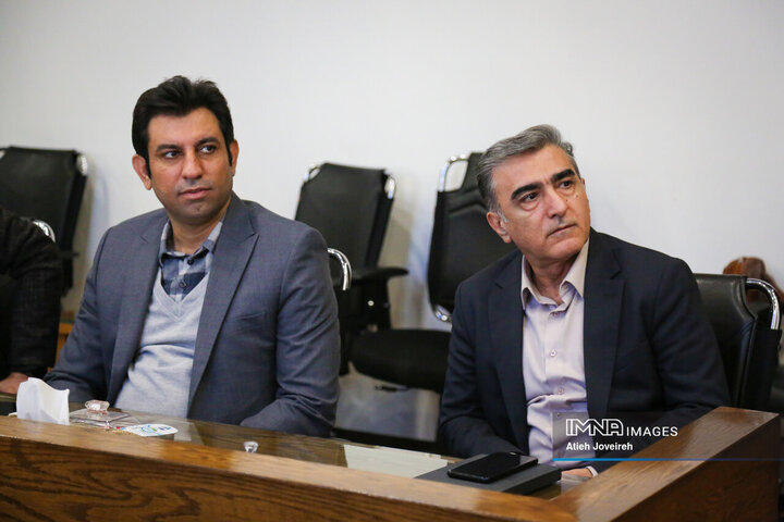 ابلاغ و مبادله قرارداد باز شهرداری اصفهان با بنیاد نخبگان استان اصفهان