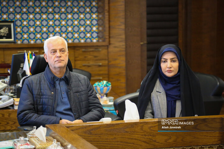 ابلاغ و مبادله قرارداد باز شهرداری اصفهان با بنیاد نخبگان استان اصفهان