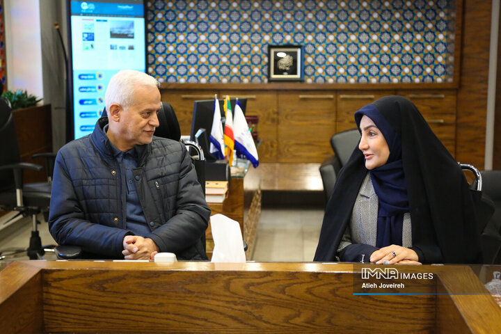 ابلاغ و مبادله قرارداد باز شهرداری اصفهان با بنیاد نخبگان استان اصفهان