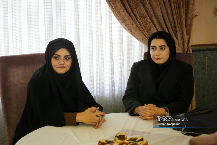 نشست تخصصی جهاد تبیین ویژه خواهران بسیجی شهرداری اصفهان