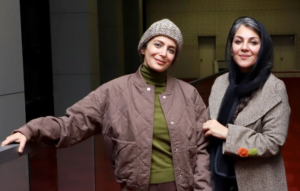 آن سوی حصارهای لالهزار