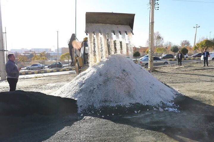 برپایی۲۳ ایستگاه برف‌روبی در شهر سنندج